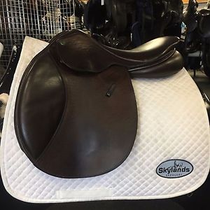 Used County Stabilizer XTR Jumping / Close Contact Saddle - Size 17" - Brown