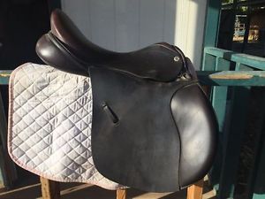 17" Barnsby AP saddle- Wool Flocked- Medium Medium/Wide Tree