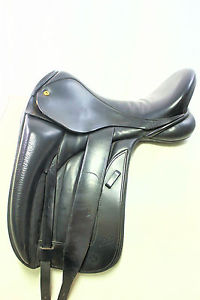Black Country Vinici X Dressage Saddle 17ins Medium Width Fitting Ref: 71-12