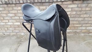 Excellent! Stubben D Excalibur monoflap dressage saddle- Deluxe soft leather!