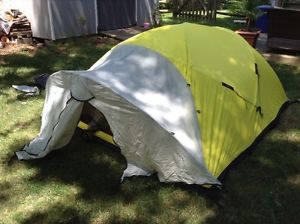 Black Diamond Bibler Bombshelter 4 Person Camping Tent with Vestibule