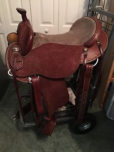 Clinton Anderson (Martin Saddlery) Rough Out Aussie/Western Saddle 17 inch