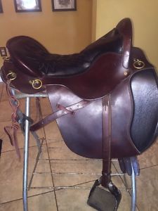 Tucker Equitation Endurance Saddle 18" Wide with Comfort Stirrups