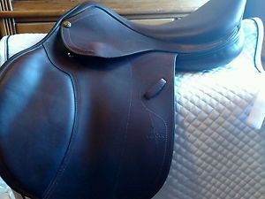 Pessoa legacy xp3 close contact jumping or event saddle 17 1/2 changeable gullet