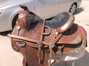 15" SILVER ROYAL SADDLE SET BY CIRCLE Y MADE IN 1990'S