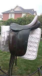 County competitor dressage saddle - 17 seat wide no. 4 tree