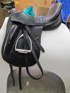 JRD Custom Dressage Saddle 17 1/2" M Tree Lightly Used w/Fittings