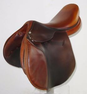 17.5" BUTET SADDLE (SO11904) GRAIN CALF LEATHER. GOOD CONDITION!! - DWC - CAN