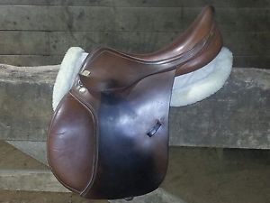15" Prestige Pony Saddle with Fleeceworks half pad
