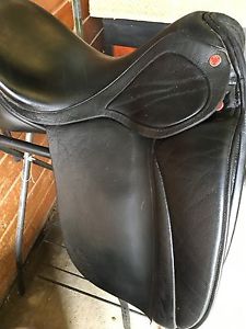 SDL Lemke Buffalo Deluxe Dressage Saddle Used in Excellent Condition