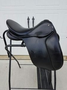 17.5" Schleese JES Elite dressage saddle, Very Nice