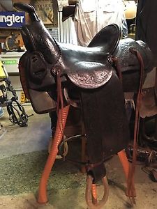 Vintage Highback Saddle Black 15" Slick Seat