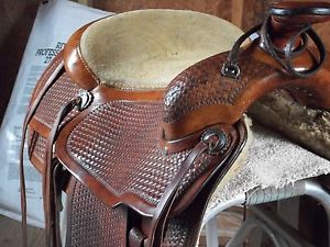 Vintage N.Porter 16" western roper saddle