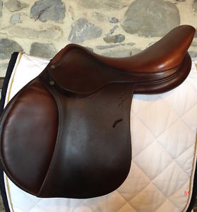 Gorgeous 2007 Antares Luxury French Jumping Saddle Brown 17.5" Standard tree