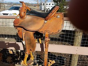 Deb Sibley 16"seat reining saddle