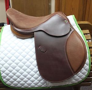 NEW HDR Pro A/O Close Contact Show Jumping Saddle - 17" Wide Tree