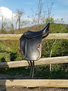 18 inch Pegasus Butterfly Uta Graf dressage saddle