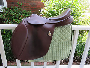 Bates caprilli forward flap 18" cair adjustable saddle
