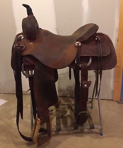 cowboy collection saddle 17"