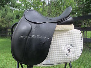 18" COUNTY CONNECTION XTR black dressage saddle- medium/ wide tree-2011 MODEL!