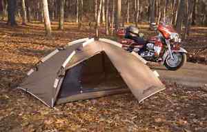 NEW CATOMA LONE RIDER MOTORCYCLE TENT 1 PERSON - GOES UP IN 30 SECONDS - FAST !