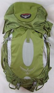 New-Osprey Atmos 65 Size Medium -Lime green