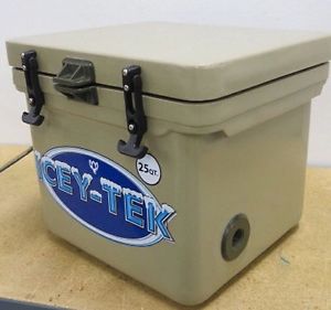 Bayou Boys Icey Tek Coolers 25qt TAN