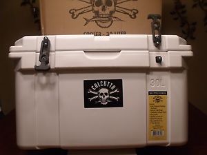 Calcutta High Performance 33 Quart Cooler - White