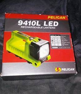 Pelican LED lantern 9410L