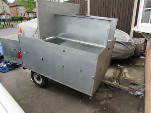 4 BERTH GALVANISED CAMPING TRAILER & ACCESSORIES TENT GRILL FULLY EQUIPPED