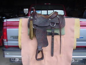 Billy Cook Greenville Texas, Double Dally Oak and Acorn Roper 15 1/2" Seat