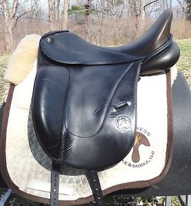 HENNIG 18 W Short Flap DRESSAGE SADDLE  0351