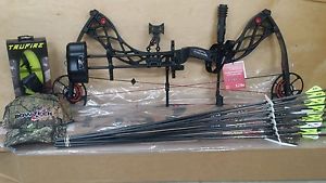 NEW 2016 Bowtech carbon knight rak equipped 70# LH 1 Dozen arrows and a Release