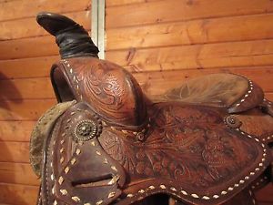 Beautiful 16 inch roping saddle