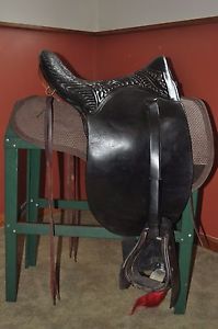 John Fike Saddle Co. Planation Saddle 19" Custom Made Havanna Quilted Seat