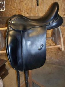 Trilogy Debbie McDonald Dressage Saddle 17.5"W Black flap 16" make appr. offer