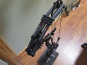 Hoyt Nitrum 30 Harvest Brown 28.5" Draw