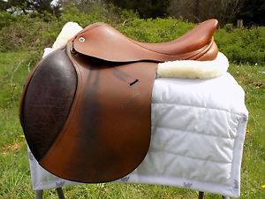 Amazing Light Brown Barnsby Schockemohle 17.5 Med Hunter Jumper English Saddle
