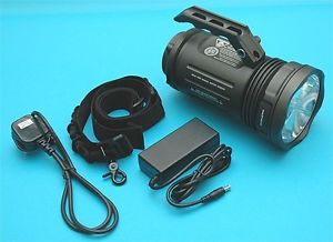 G&P 35W HID Rechargeable Spotlight with Case (3500 Lumens) GP680