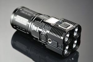 Imalent DDT40 6 CREE LEDs 4200LM Flashlight use 4*18650/8*CR123