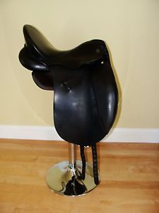 Kieffer Rusty dressage saddle 17,5