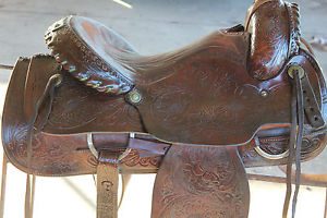 CLASSIC COWBOY LEATHER HORSE SADDLE