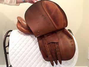 Devoucoux Biarritz Saddle 17 Inch, Beautiful - Best Offers Considered