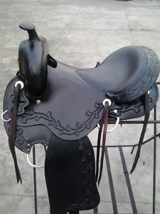 TN Saddlery 17" Gaited Western "Sharp tail" Saddle Black