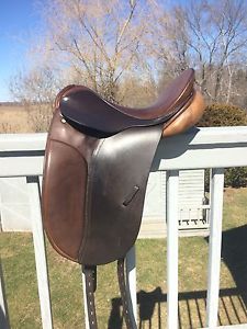 County Saddlery Competitor 16"
