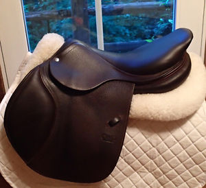 17.5" CWD Saddle - 2015 - SE02 - 2C Flaps - 4.5" dot to dot