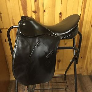Passier PS Baum Dressage Saddle 17.5 Seat Medium Tree 27.5 cm