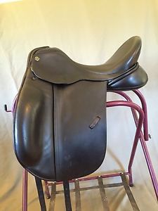 Trilogy Amadeo Elite Black Dressage Saddle - Wide Tree - 18" Seat
