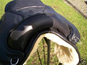 Copperbeech comfort  treeless saddle +girth +saddlepad