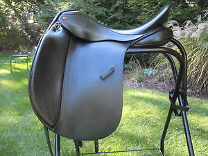 17.5" Albion Legend Black Dressage Saddle